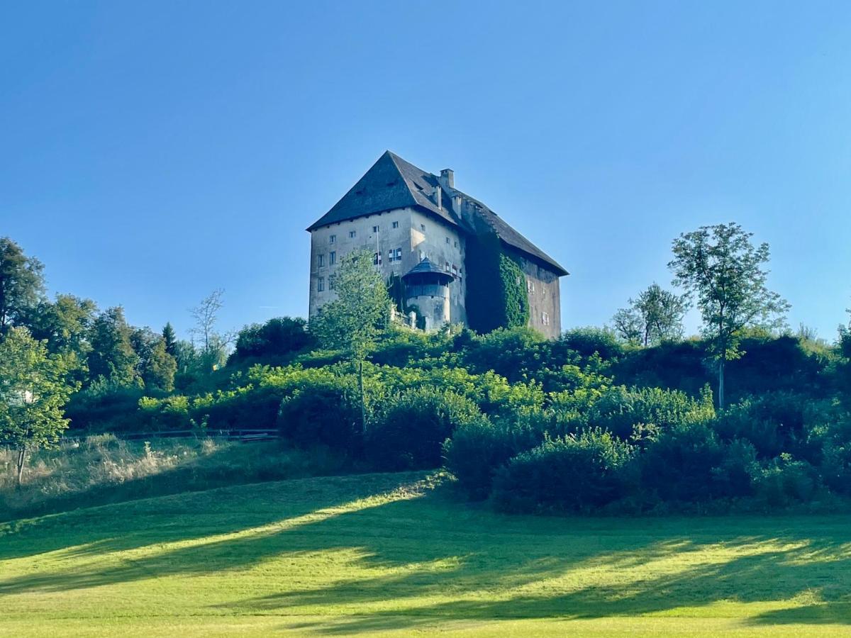 Schloss Moosburg Gaestehaus Dış mekan fotoğraf