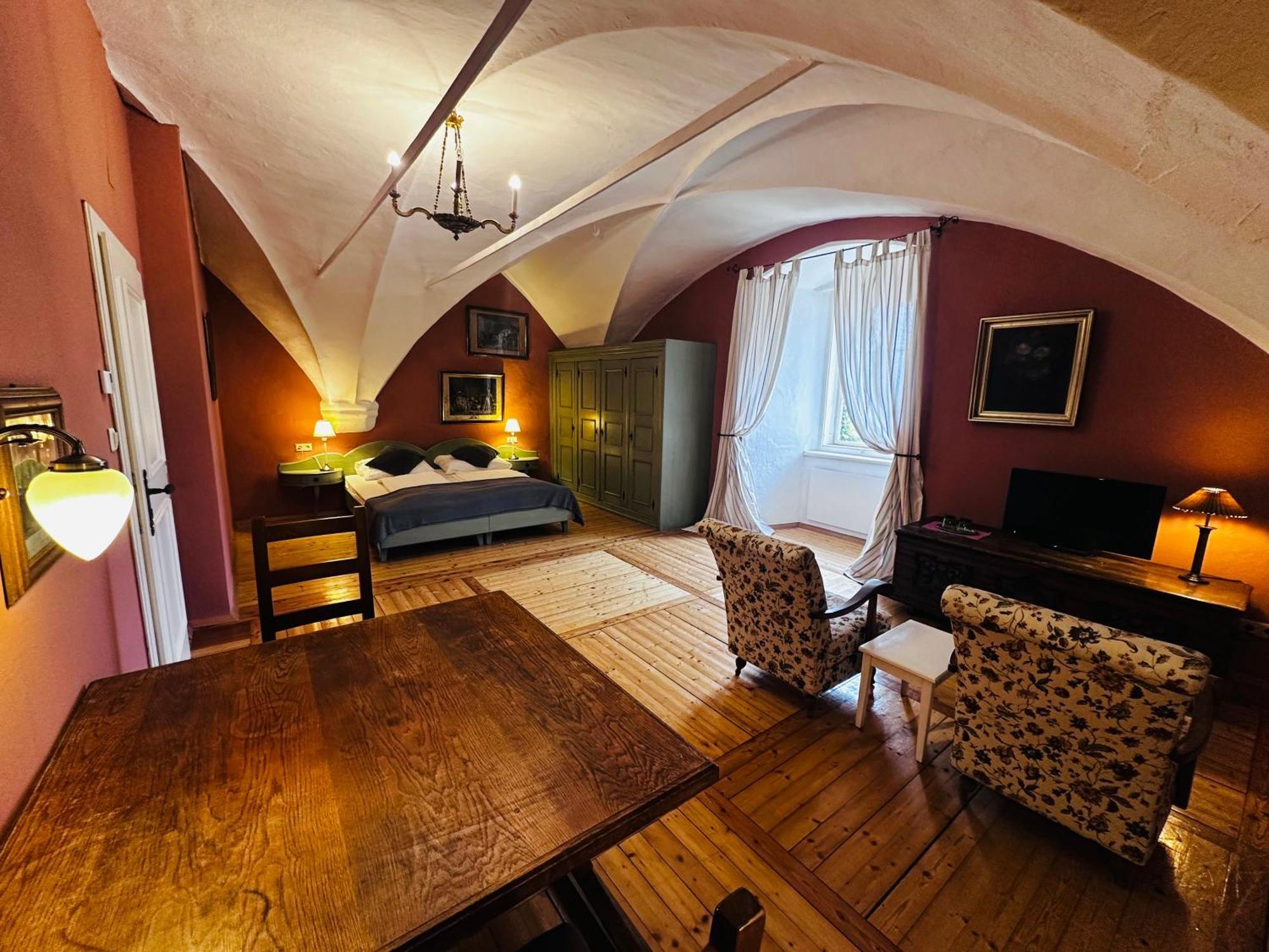 Schloss Moosburg Gaestehaus Dış mekan fotoğraf